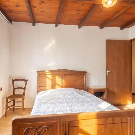 Maison De Charme A Puycelsi Avec Jardin Et Barbecue بيت للعطل