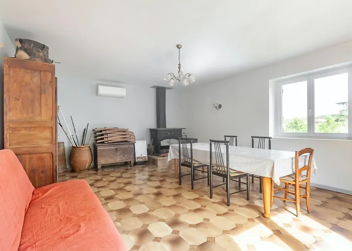 Maison De Charme à Puycelsi Avec Jardin Et Barbecue *